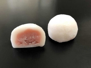 いちご大福 竹取（いちごミルクあん）